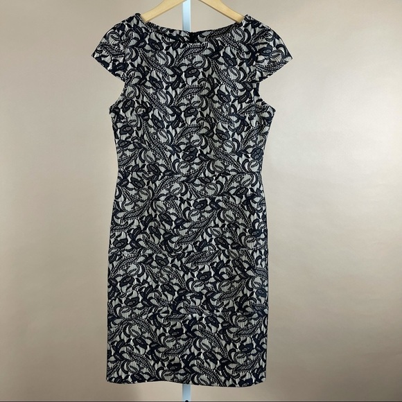Alyx Size 4 Lace Cap Sleeve Sheath Dress Classy Floral Evening Wedding Guest - Picture 1 of 8